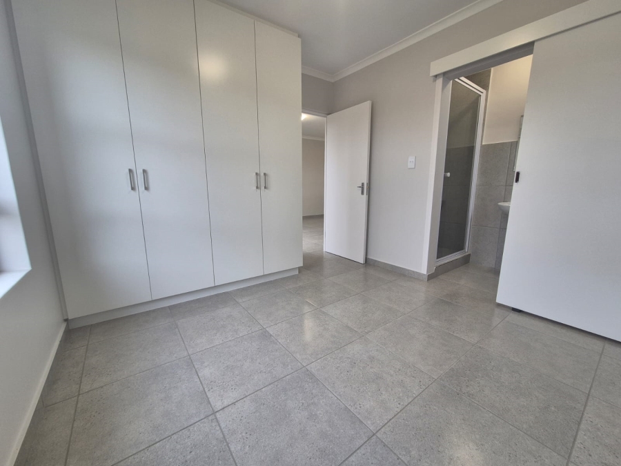 To Let 3 Bedroom Property for Rent in Stellendale Western Cape
